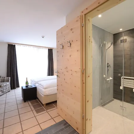 Alpenhotel Fleurs De Szálloda 4*