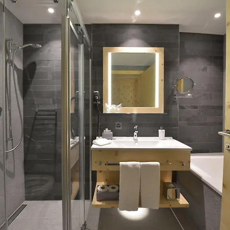 Alpenhotel Fleurs De Szálloda