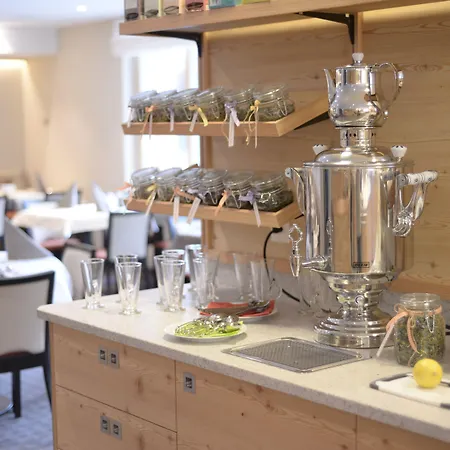 Alpenhotel Fleurs De Hotel Zermatt