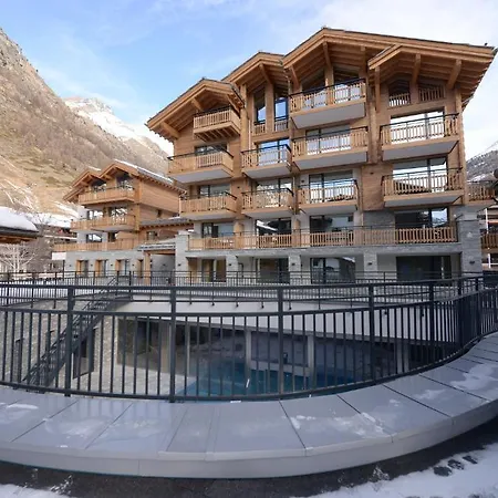 Otel Alpenhotel Fleurs De 4*