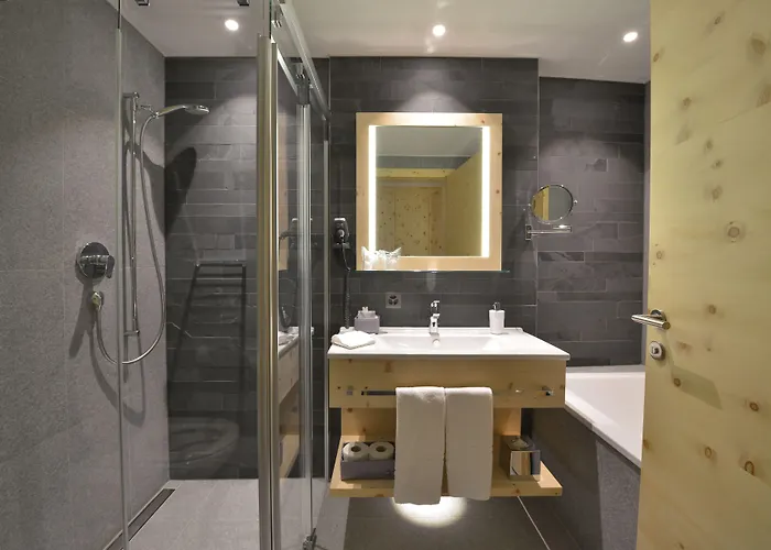 Alpenhotel Fleurs De Hotel