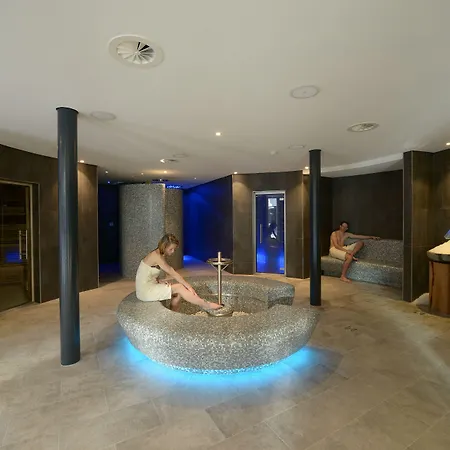Alpenhotel Fleurs De Ζερμάτ